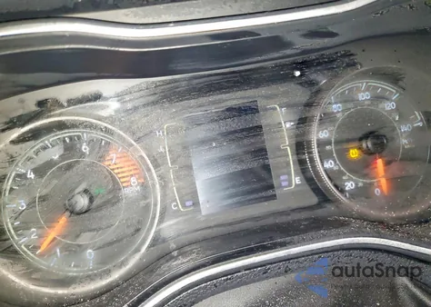 2019 Jeep Cherokee Latitude Plus z USA, uszkodzony, nr VIN 1C4PJMLX9KD408570